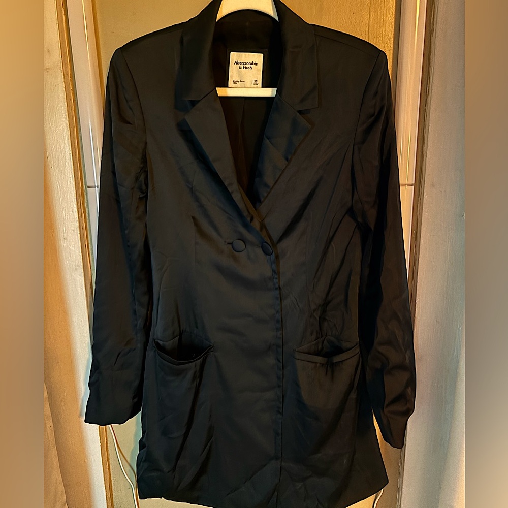 Black Abercrombie blazer dress. Hardly worn!